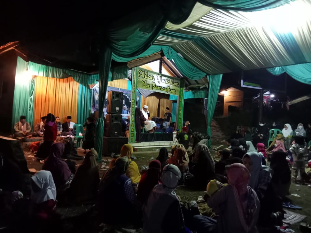 Sambut Bulan Suci Ramadhan, Desa Mulyasari Gelar Pawai Obor dan Pengajian
