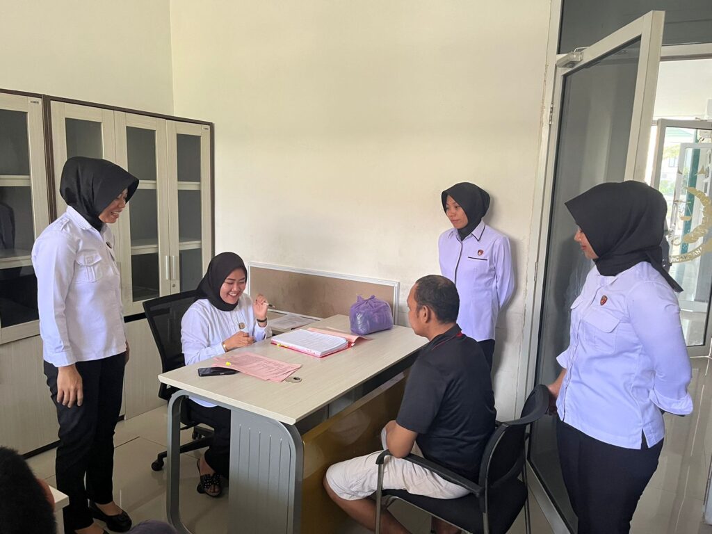 Berkas Penyidikan Lengkap, Ayah Yang Tega Lakukan kekerasan Seksual Terhadap Dua Anak Tirinya Dilimpahkan Polisi Ke Kejaksaan