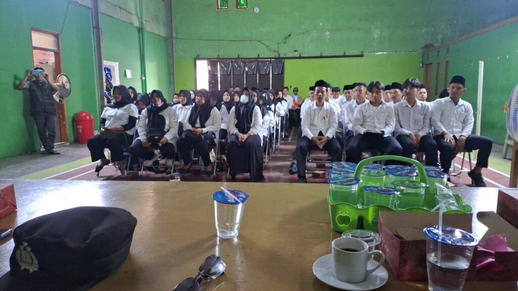 Desa Ibun Kec ibun melantik kpps persiapan pemilu 2024