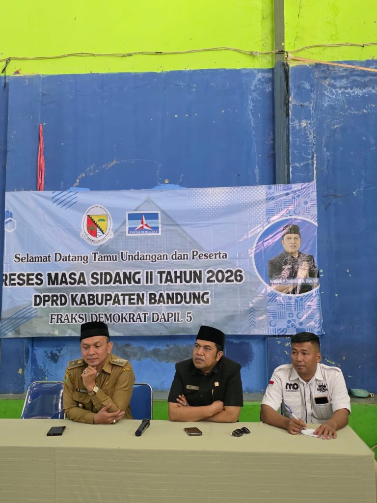DR. Raindra M Oto Muharam S.Pd, S,Kom., MM. Gelar Reses Masa Sidang II Tahun 2026 di desa Padamulya