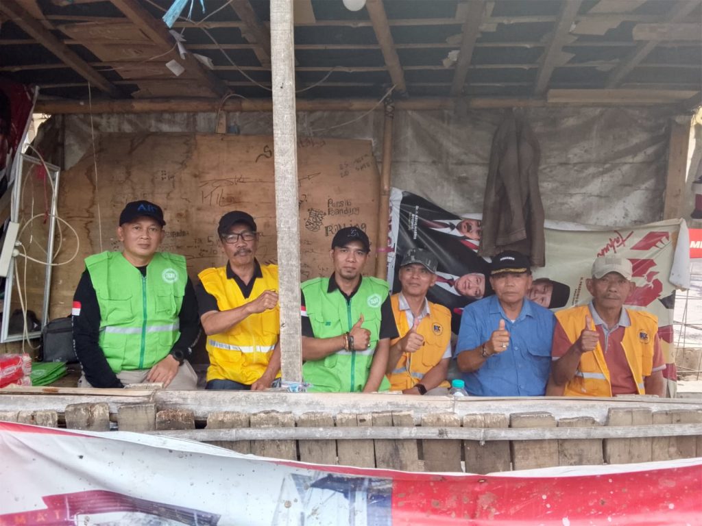 INILAH 6 GARDA TERDEPAN TKBM & BP3C YANG SIAP KAWAL KUNKER MENTERI LH DI PASAR CARINGIN