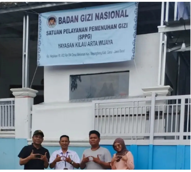 “HAK JAWAB ‘NYASAR’, REDAKSI BERSIKAP TEGAS: SPPG MEKARSARI DITUDING MAINKAN NARASI, SOLIHIN AFSOR SEBUT UPAYA ADU DOMBA INSAN PERS”