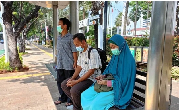 Pakai masker, kualitas udara Jakarta terburuk keempat di dunia
