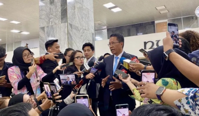 Menkum sebut pemerintah tunggu DPR bahas RUU Pemilu