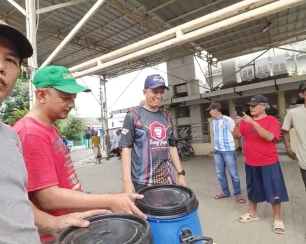 SOSIALISASI TEBA MODERN, SISTEM PENGOLAHAN SAMPAH ORGANIK ALA BANG JAPAR.