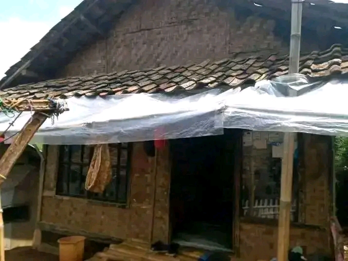 30 TAHUN MENANTI, WARGA KP. SUKAASIH RW 10 DESA SUKAMUKTI MAJALAYA MASIH TINGGAL DI RUMAH TIDAK LAYAK HUNI