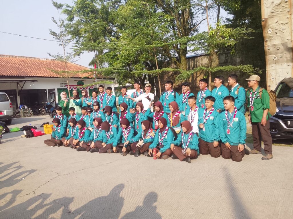 MEMBANGGAKAN! PARHAN AL FARIZ SISWA SMP PLUS DHARMA AGUNG WAKILI KEC. PASEH JADI PASKIBRA DI JAKARTA